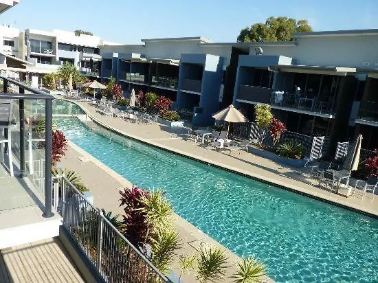 Luxe Resort Units Urangan Esp Hervey Bay Marina Ocean Views Pool Apartman